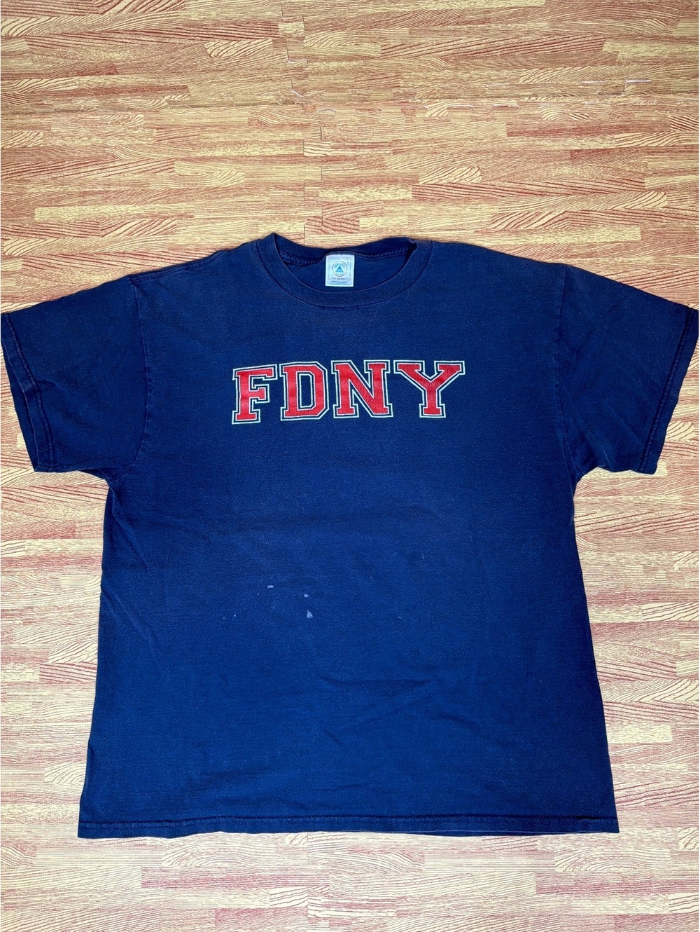 Vintage FDNY Keep Back 200 FT T-Shirt Large NYC Firefighter Delta
